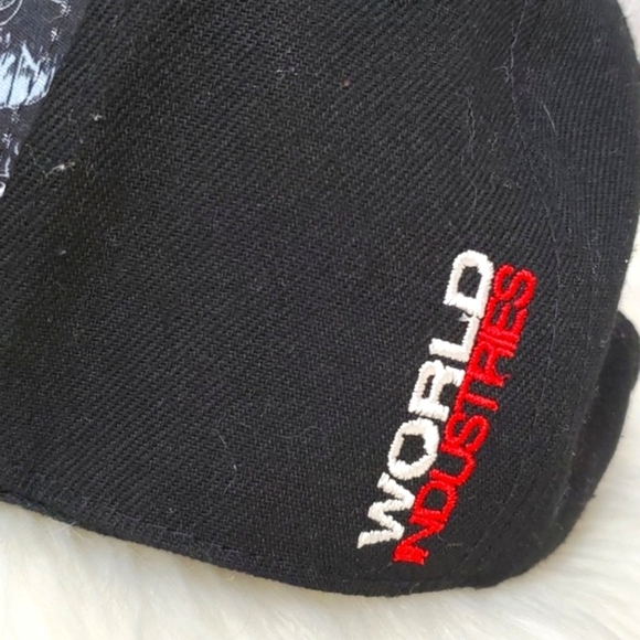 Y2K World Industries Skateboarding Pitchfork W Embroidered Flatbill Snapback Hat - Picture 5 of 11